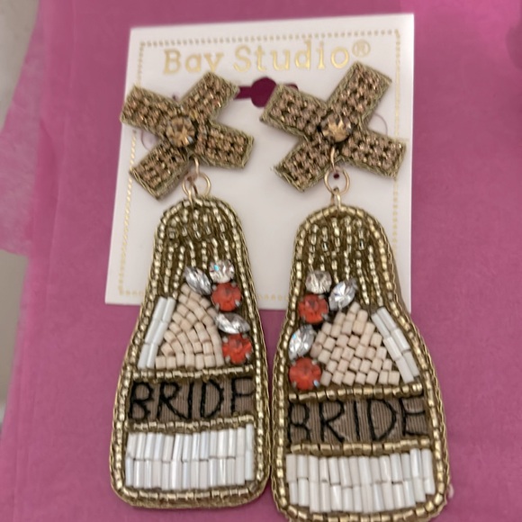 NWT Bay Studio Beautiful Beaded Bridal Pierced Earrings. Set of three pairs. - Picture 3 of 5